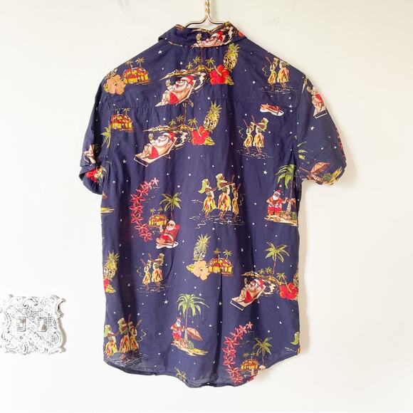 Free Planet Hawaiian Santa Short Sleeve Shirt S Christmas Vacation - Picture 5 of 8